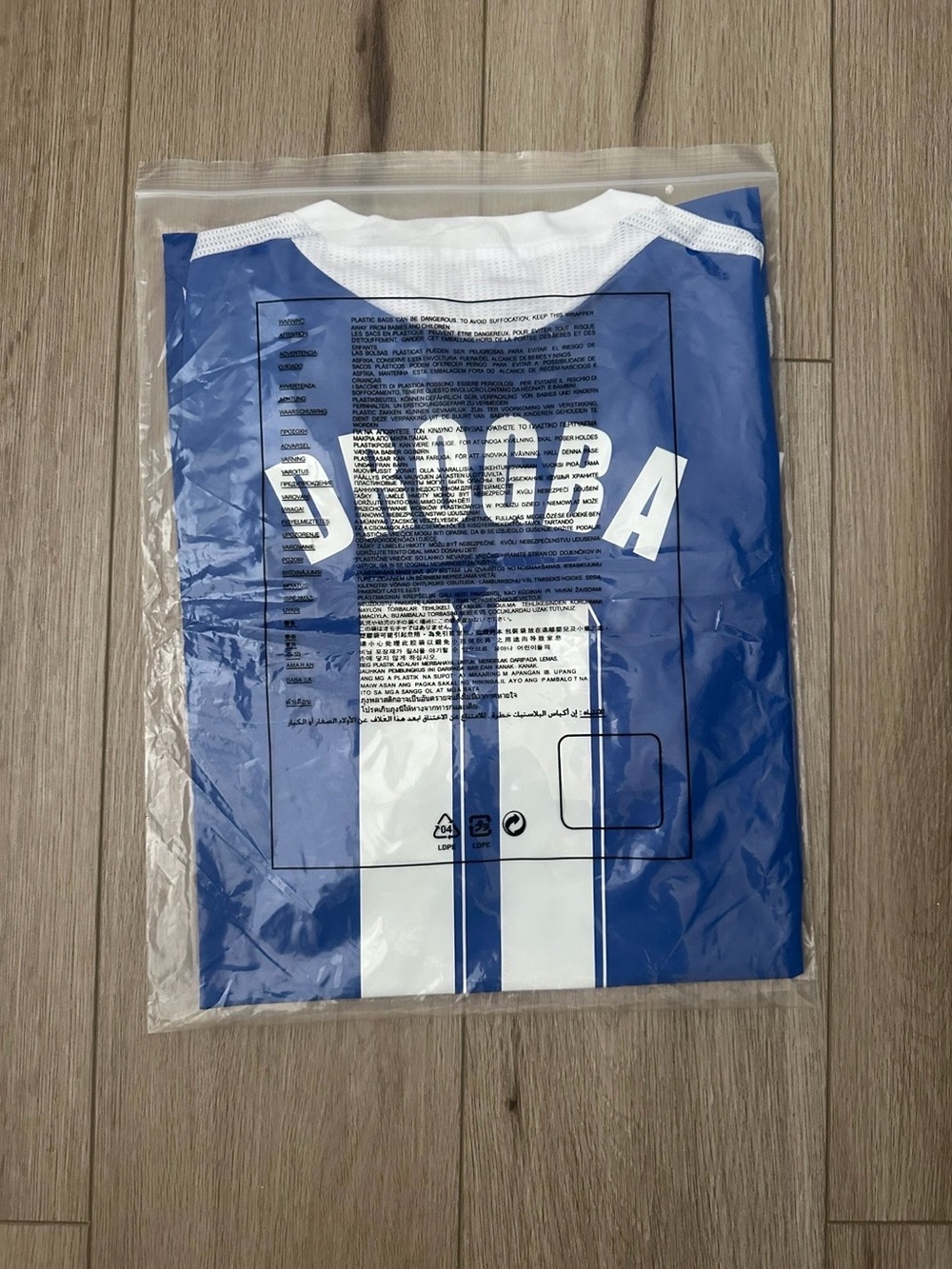 Drogba Chelsea 2012 Final Blue Retro Soccer Jersey Men - Picture 3 of 3